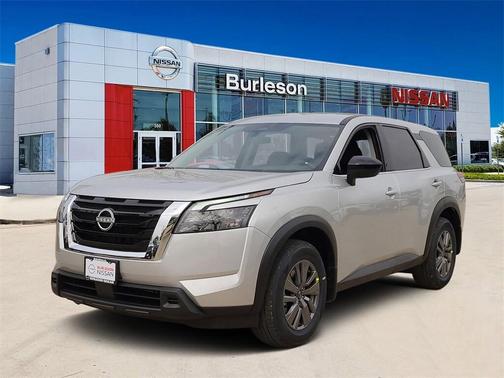 2025 Nissan Pathfinder S