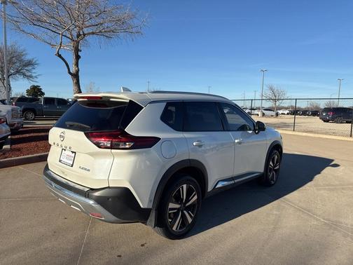 2023 Nissan Rogue Platinum