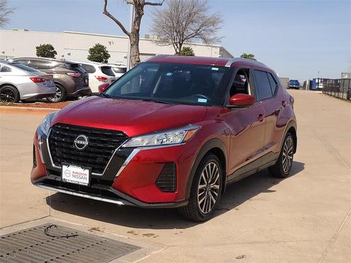 2022 Nissan Kicks SV