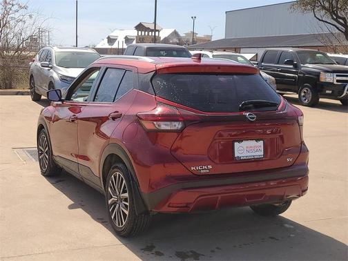 2022 Nissan Kicks SV