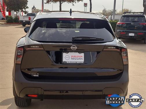 2025 Nissan Kicks SV