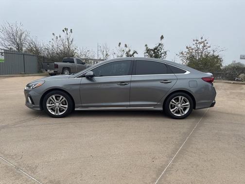 2019 Hyundai SONATA Sport