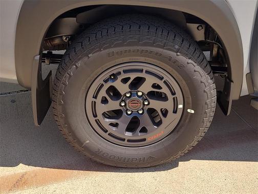 2025 Nissan Frontier PRO-X