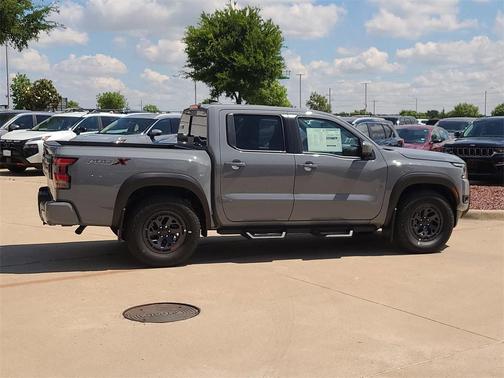 2025 Nissan Frontier PRO-X