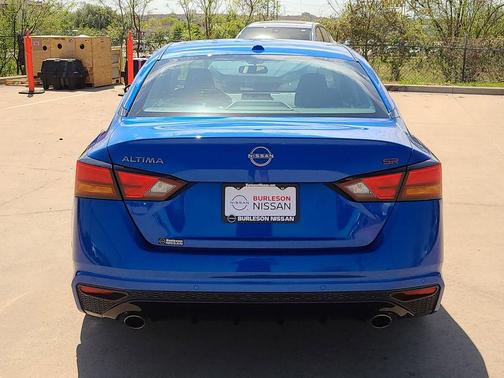 2025 Nissan Altima SR