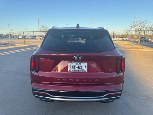 2021 Kia Sorento S