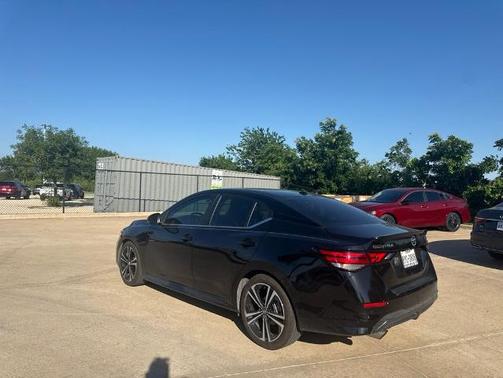 Super Black 2022 Nissan Sentra SR