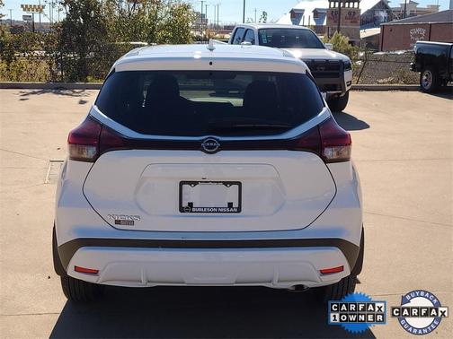 2025 Nissan Kicks Play S