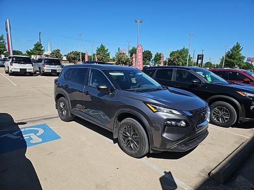 2021 Nissan Rogue S