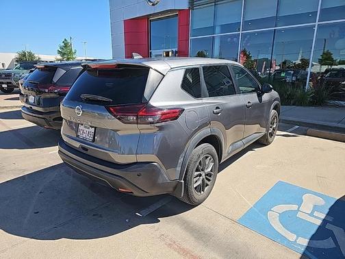2021 Nissan Rogue S