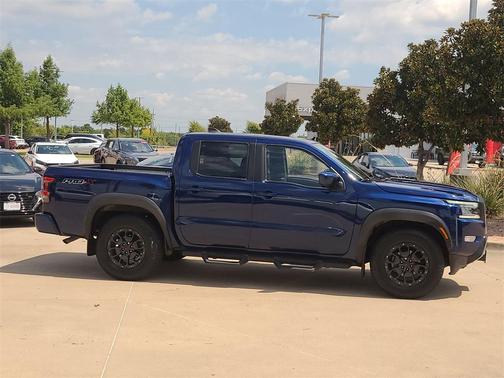 2022 Nissan Frontier PRO-X