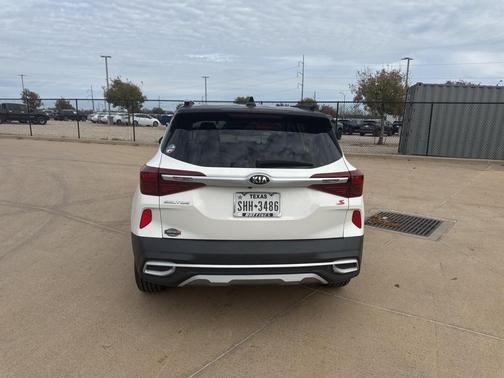 2021 Kia Seltos S