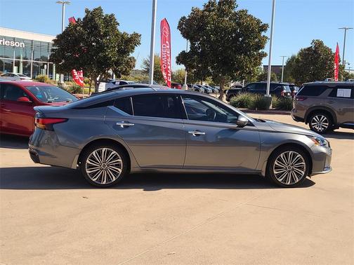 2023 Nissan Altima 2.5 SL