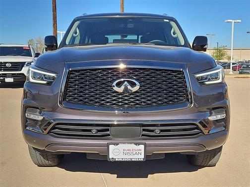 2022 INFINITI QX80 Luxe