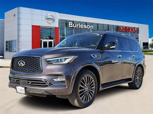 2022 INFINITI QX80 Luxe