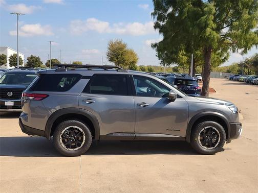 2025 Nissan Pathfinder Rock Creek