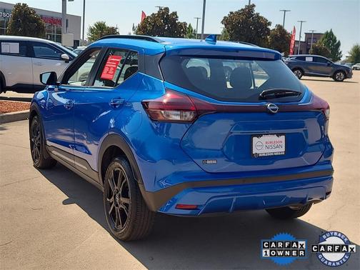 2023 Nissan Kicks SR