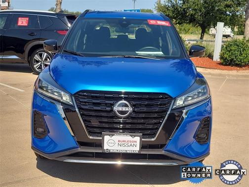 2023 Nissan Kicks SR