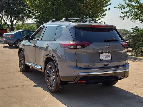 2025 Nissan Rogue Platinum