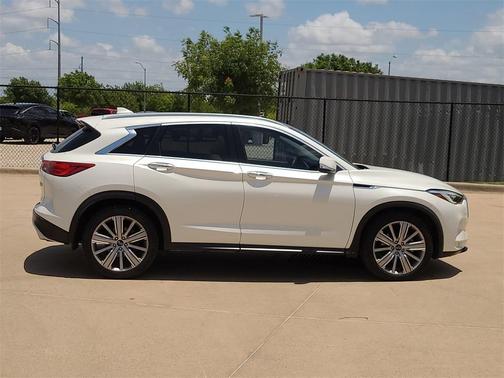 2022 INFINITI QX50 SENSORY