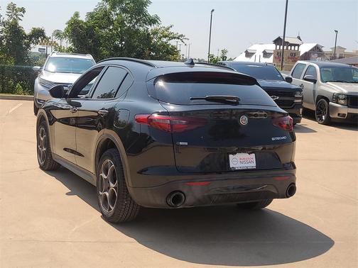 2022 Alfa Romeo Stelvio Sprint