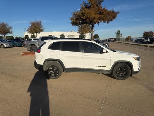 2021 Jeep Cherokee Latitude Plus
