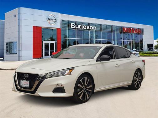 2022 Nissan Altima 2.5 SR