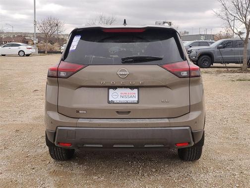 2025 Nissan Rogue SL