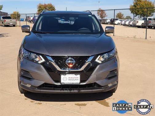 2022 Nissan Rogue Sport SV