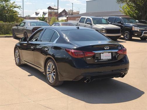 2022 INFINITI Q50 LUXE
