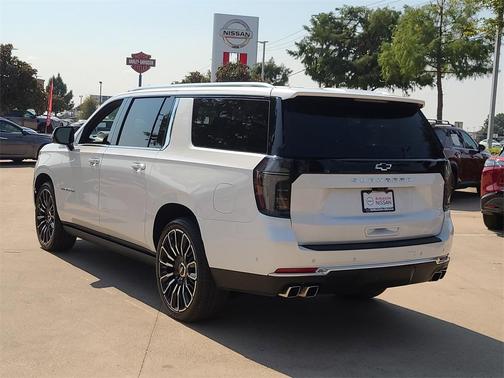2025 Chevrolet Suburban High Country