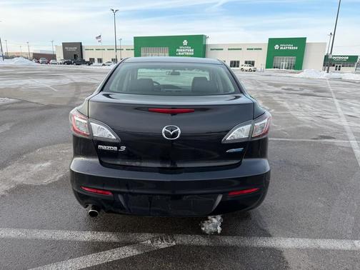 2013 Mazda Mazda3 i Sport