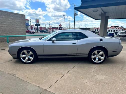 2014 Dodge Challenger SXT