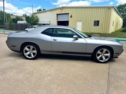 2014 Dodge Challenger SXT
