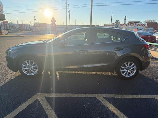 2016 Mazda Mazda3 i Touring