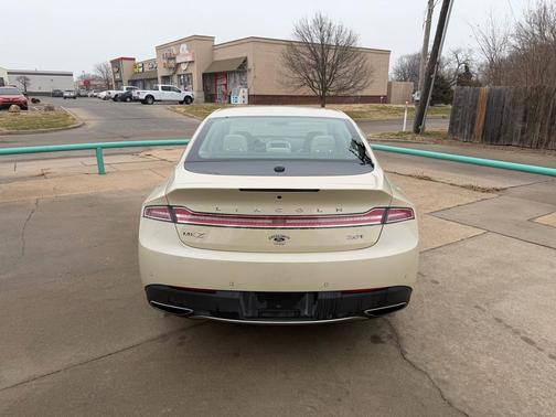 2018 Lincoln MKZ Premiere