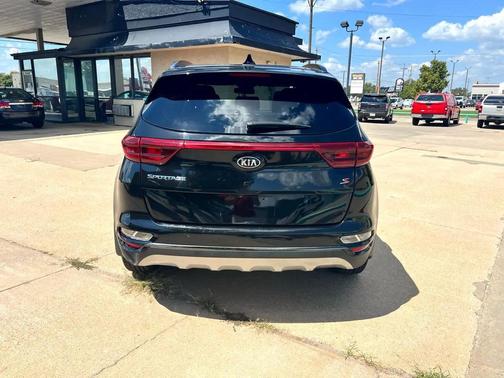 2020 Kia Sportage S