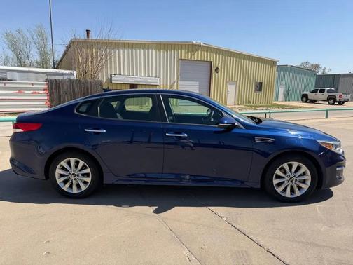 Horizon Blue 2017 Kia Optima LX