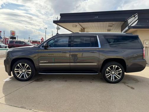 2018 GMC Yukon XL Denali