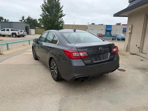 Magnetite Gray Metallic 2018 Subaru Legacy Premium
