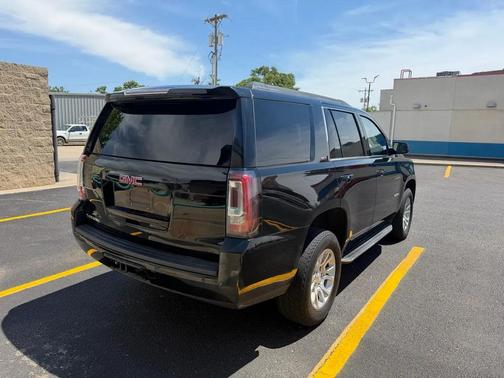 Black 2020 GMC Yukon SLT