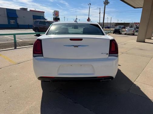 2015 Chrysler 300 S