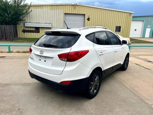 2014 Hyundai TUCSON SE