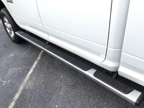 Photo 4 of 14 of 2018 RAM 2500 Tradesman