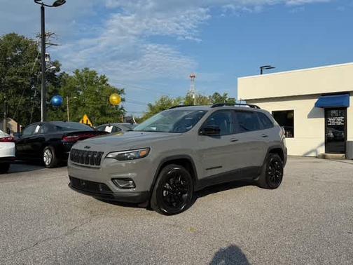 2023 Jeep Cherokee Altitude Lux 4x4