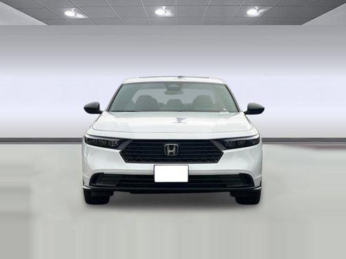 Platinum White Pearl 2026 Honda Accord Hybrid Sport