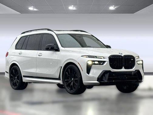 2024 BMW X7 M60i
