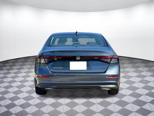 2025 Honda Accord LX 1.5T
