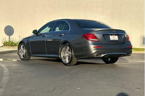 2017 Mercedes-Benz E-Class 4MATIC