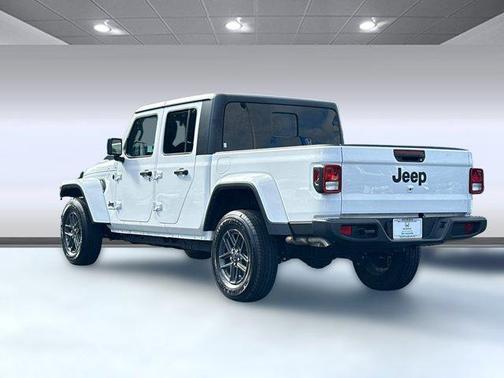 2024 Jeep Gladiator Sport S